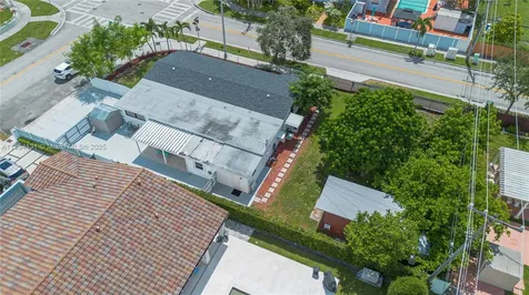 7605 W 6th Avenue Hialeah FL 33014