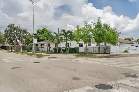 7605 W 6th Avenue Hialeah FL 33014