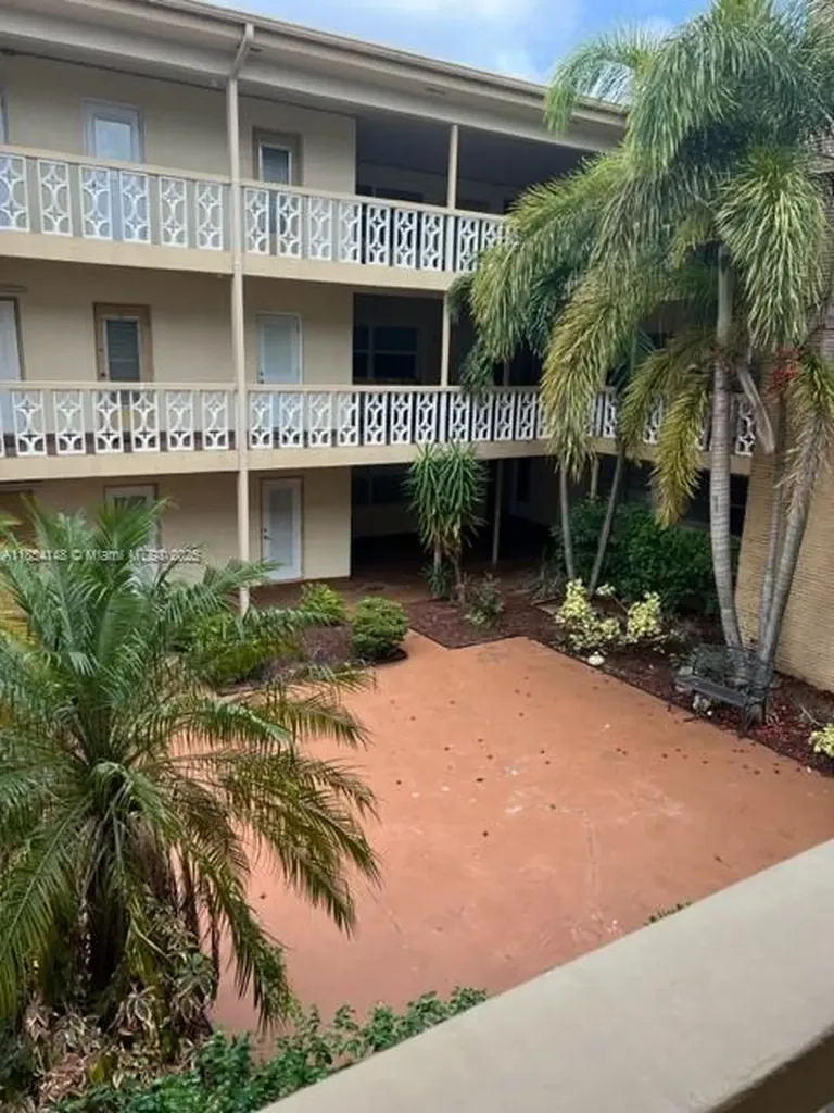 1958 Monroe Street Hollywood FL 33020
