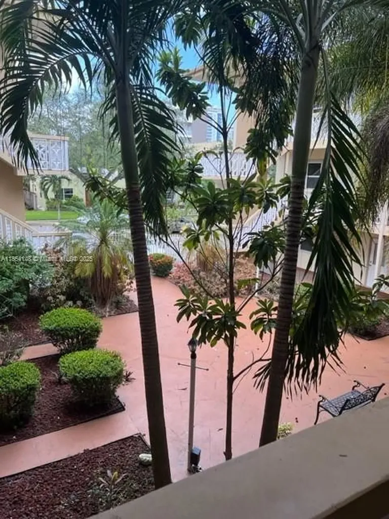 1958 Monroe Street Hollywood FL 33020