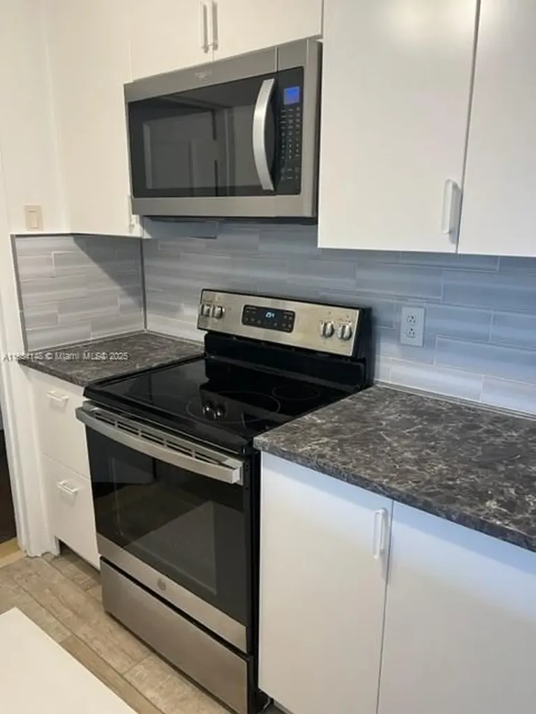1958 Monroe Street Hollywood FL 33020