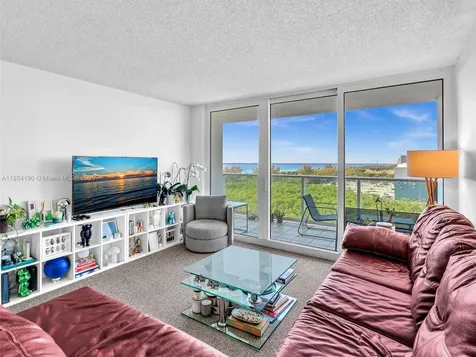 100 Bayview Drive Sunny Isles Beach FL 33160