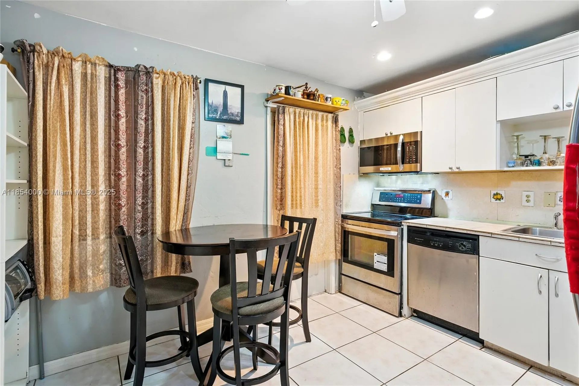 3633 SW 17th Street Fort Lauderdale FL 33312