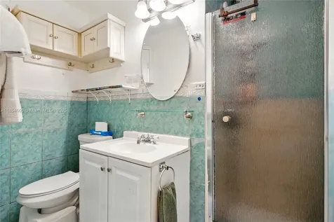 3633 SW 17th Street Fort Lauderdale FL 33312