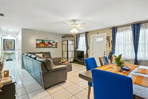 3633 SW 17th Street Fort Lauderdale FL 33312