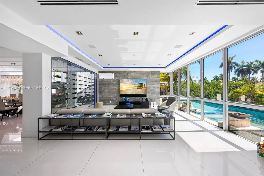 300 Royal Plaza Drive Fort Lauderdale FL 33301