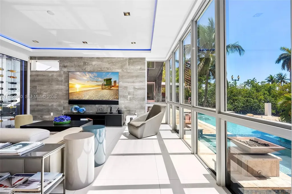 300 Royal Plaza Drive Fort Lauderdale FL 33301