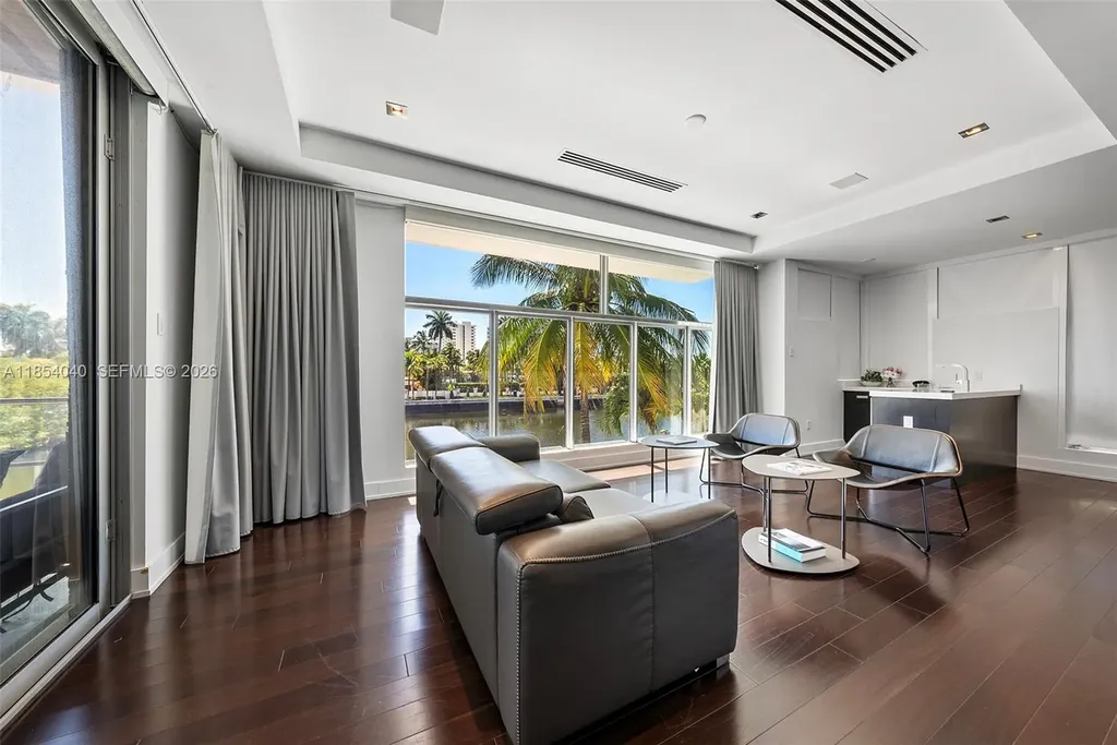 300 Royal Plaza Drive Fort Lauderdale FL 33301