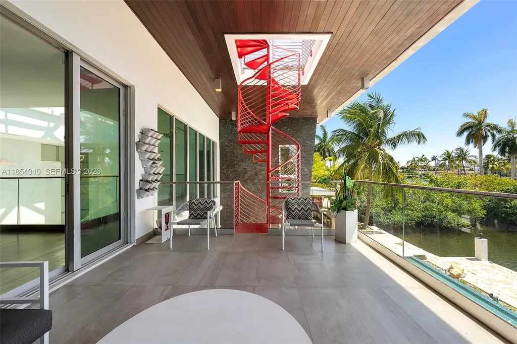 300 Royal Plaza Drive Fort Lauderdale FL 33301