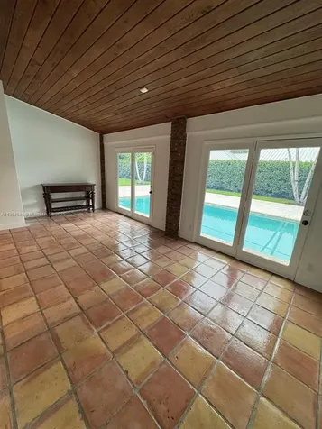 5801 SW 100th Street Pinecrest FL 33156