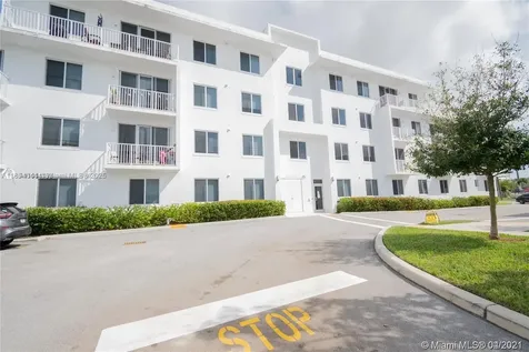 2651 NE 212th Terrace Miami FL 33180