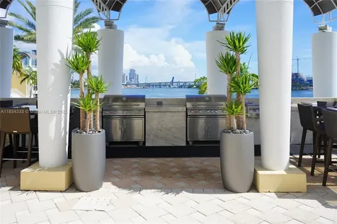848 Brickell Key Drive Miami FL 33131