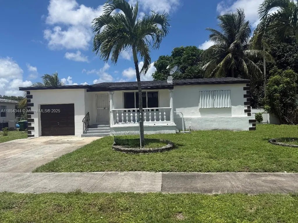 901 NW 149th Terrace Miami FL 33168