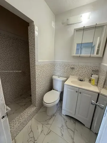 901 NW 149th Terrace Miami FL 33168