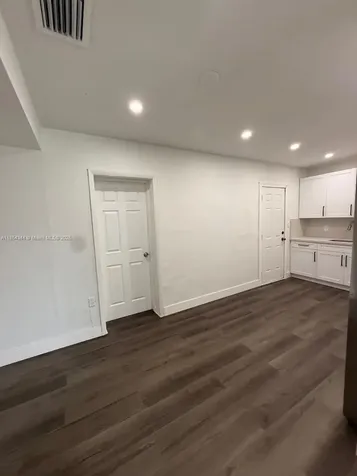 901 NW 149th Terrace Miami FL 33168