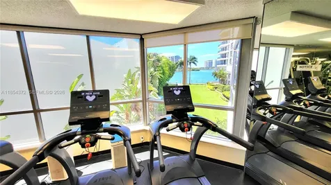3530 Mystic Pointe Drive Aventura FL 33180