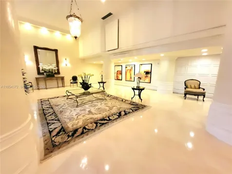 3530 Mystic Pointe Drive Aventura FL 33180