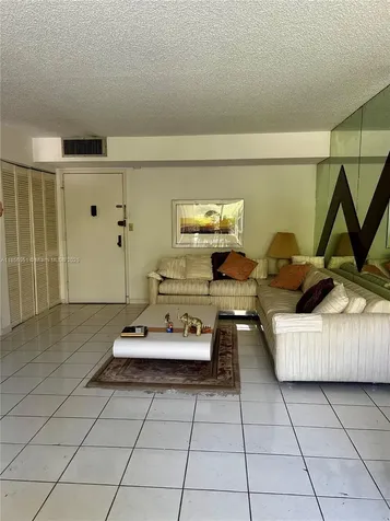 16919 N Bay Road Sunny Isles Beach FL 33160