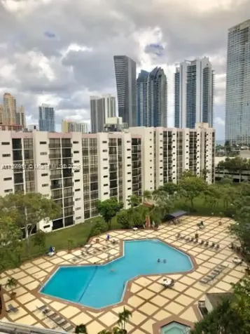 16919 N Bay Road Sunny Isles Beach FL 33160