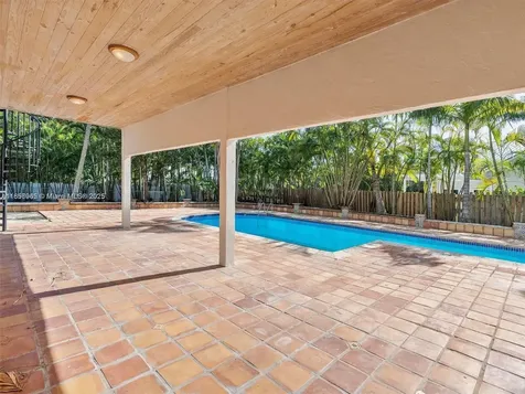 7398 SW 176th Street Palmetto Bay FL 33157