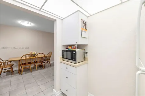 1010 Ellesmere A Deerfield Beach FL 33442