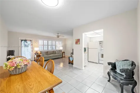 1010 Ellesmere A Deerfield Beach FL 33442