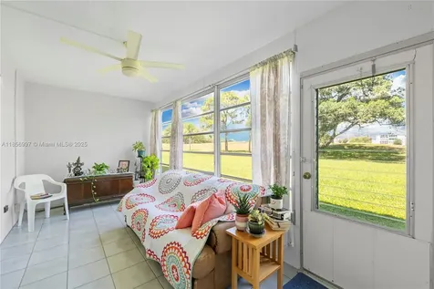 1010 Ellesmere A Deerfield Beach FL 33442