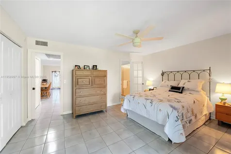 1010 Ellesmere A Deerfield Beach FL 33442
