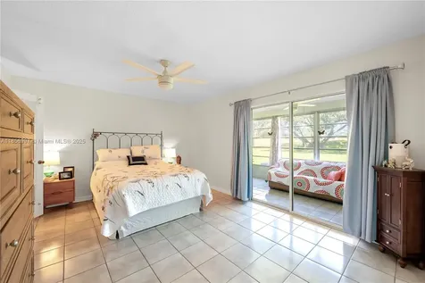 1010 Ellesmere A Deerfield Beach FL 33442