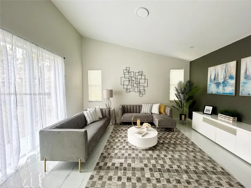 5776 NW 56th Manor Coral Springs FL 33067