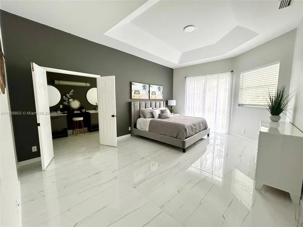 5776 NW 56th Manor Coral Springs FL 33067