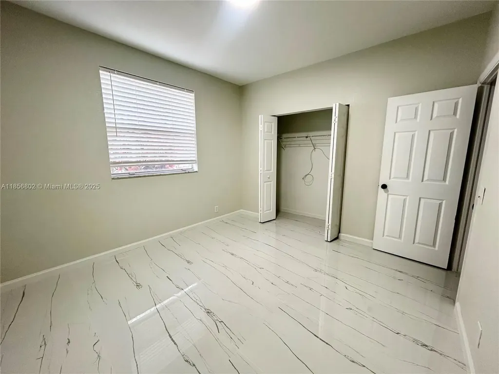 5776 NW 56th Manor Coral Springs FL 33067