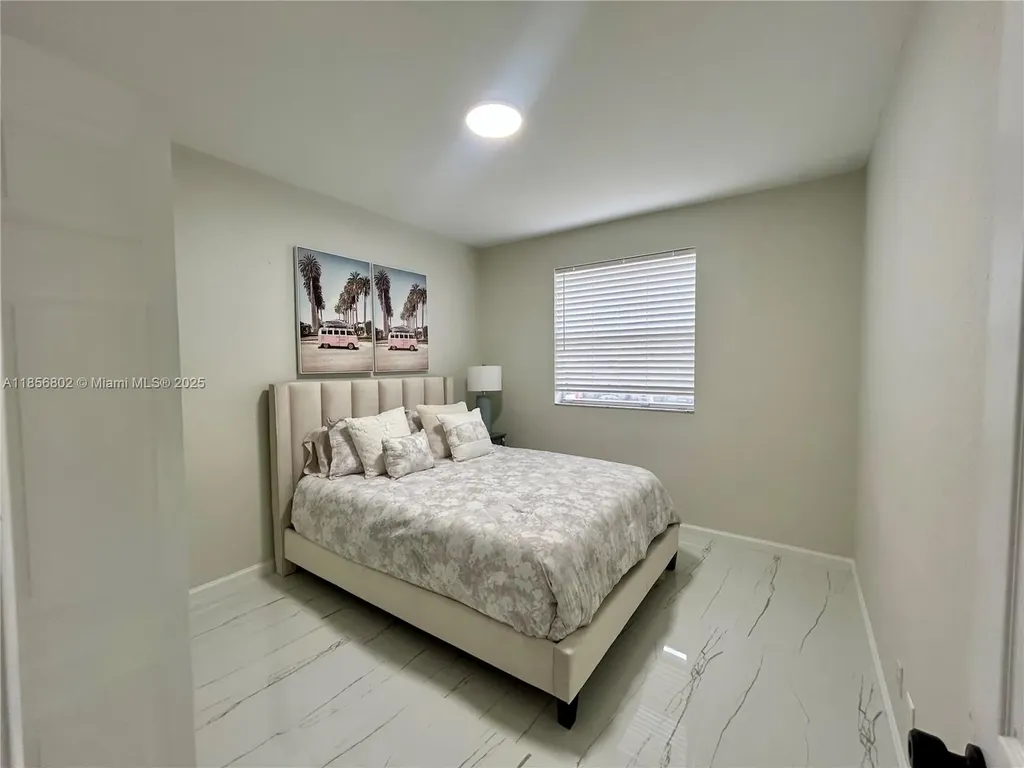 5776 NW 56th Manor Coral Springs FL 33067