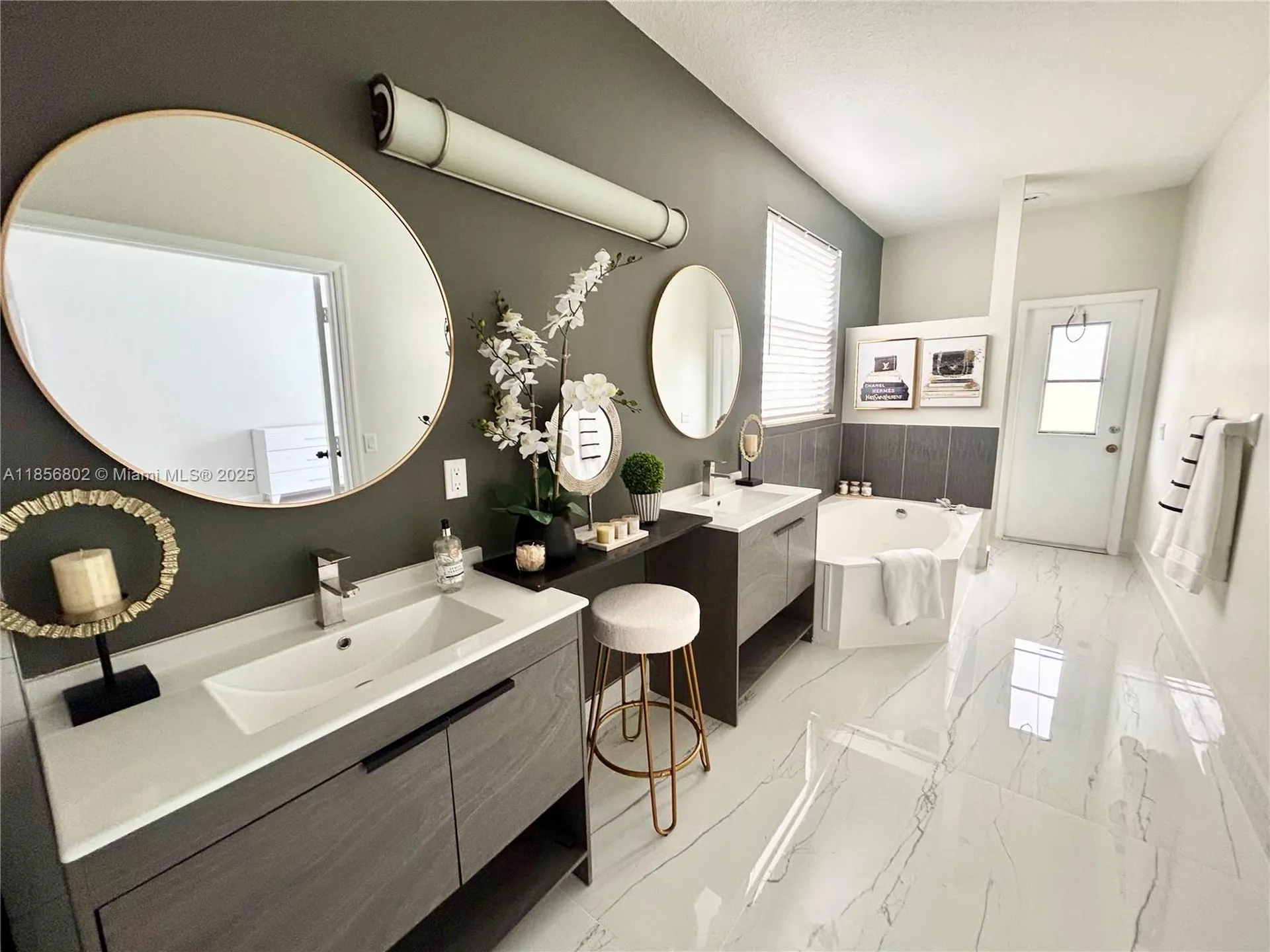 5776 NW 56th Manor Coral Springs FL 33067