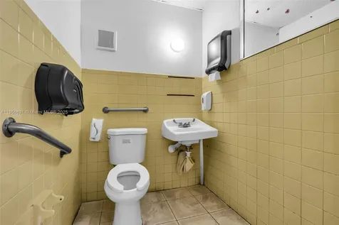2742 SW 8th Street Miami FL 33135