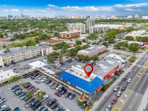 2742 SW 8th Street Miami FL 33135