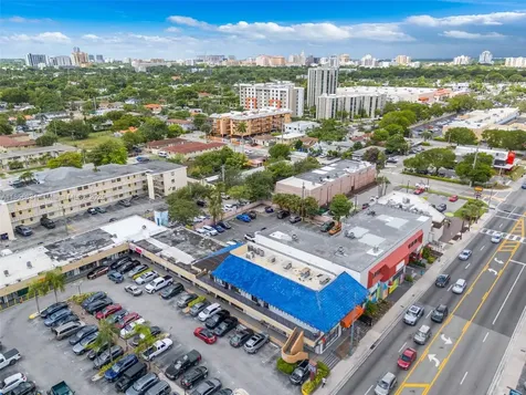 2742 SW 8th Street Miami FL 33135