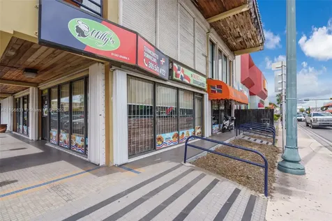 2742 SW 8th Street Miami FL 33135