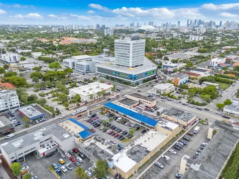 2742 SW 8th Street Miami FL 33135