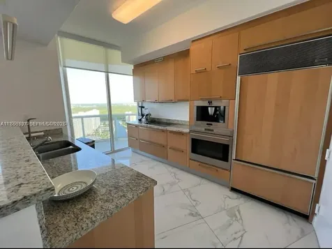 15811 Collins Avenue Sunny Isles Beach FL 33160