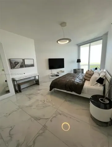 15811 Collins Avenue Sunny Isles Beach FL 33160