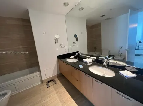 15811 Collins Avenue Sunny Isles Beach FL 33160