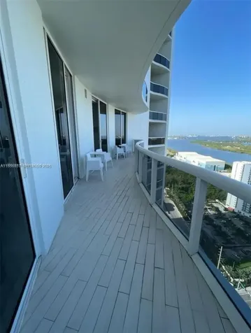 15811 Collins Avenue Sunny Isles Beach FL 33160