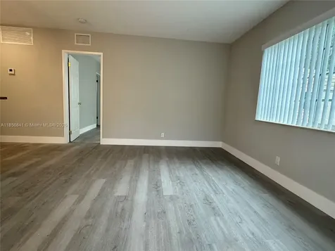 716 SE 14th Court #1-4 Fort Lauderdale FL 33316