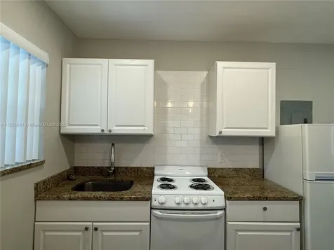 716 SE 14th Court #1-4 Fort Lauderdale FL 33316