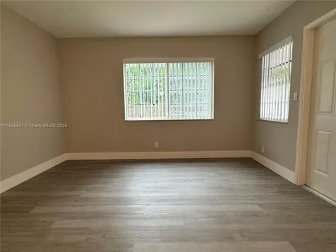 716 SE 14th Court #1-4 Fort Lauderdale FL 33316