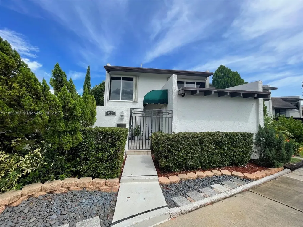 6501 SW 112th Court Miami FL 33173
