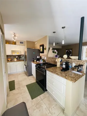 6501 SW 112th Court Miami FL 33173