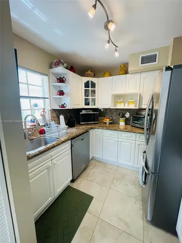 6501 SW 112th Court Miami FL 33173