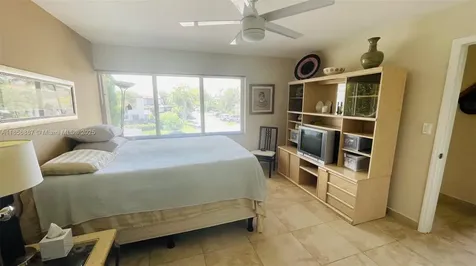 6501 SW 112th Court Miami FL 33173